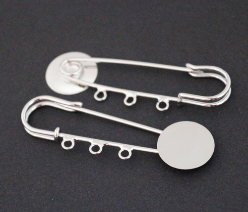 grain pill Thanks Artizan Shop | Baza brosa cu ac, 3 bucle si platou de 18 mm, argintiu inchis, 1 buc. grain pill Thanks Artizan Shop | Baza brosa cu ac, 3 bucle si platou de 18 mm, argintiu inchis, 1 buc.